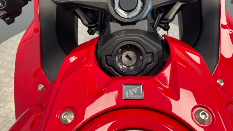 Honda CBR650R E-Clutch (24MY)